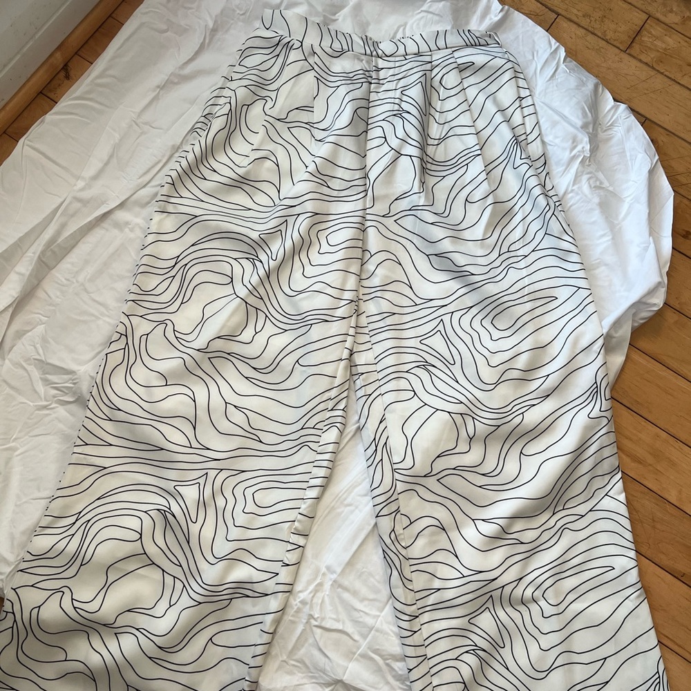 White and Black Patterned Trouser Pants